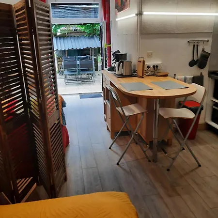 شقة Duplex14h 1er Etage Jardinet 1 Parking Ou Studio14b Rdc Terrasse Sans Parking *