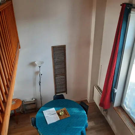 Duplex14h 1er Etage Jardinet 1 Parking Ou Studio14b Rdc Terrasse Sans Parking Apartment