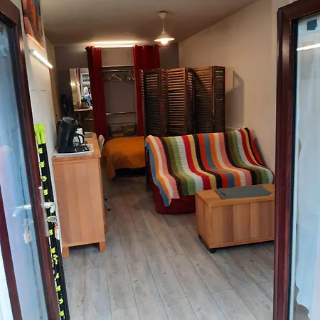 Duplex14h 1er Etage Jardinet 1 Parking Ou Studio14b Rdc Terrasse Sans Parking Apartment *