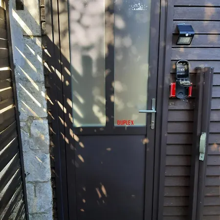 דירה Duplex14h 1er Etage Jardinet 1 Parking Ou Studio14b Rdc Terrasse Sans Parking לה רושל