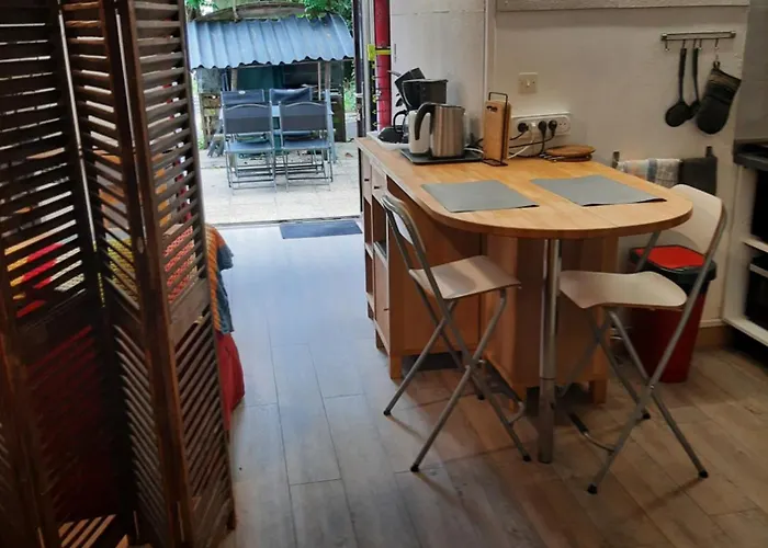 شقة Duplex14h 1er Etage Jardinet 1 Parking Ou Studio14b Rdc Terrasse Sans Parking *