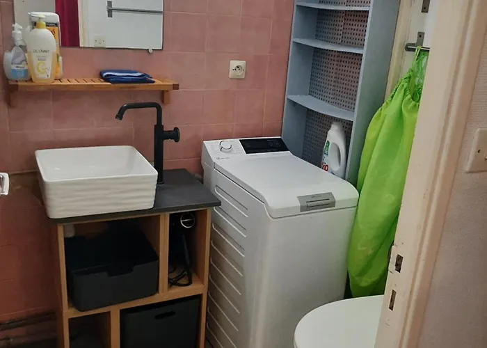 شقة Duplex14h 1er Etage Jardinet 1 Parking Ou Studio14b Rdc Terrasse Sans Parking لا روشيل