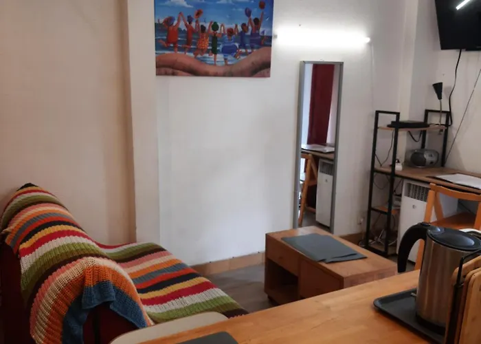 شقة Duplex14h 1er Etage Jardinet 1 Parking Ou Studio14b Rdc Terrasse Sans Parking *