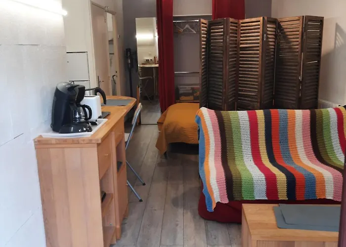 شقة Duplex14h 1er Etage Jardinet 1 Parking Ou Studio14b Rdc Terrasse Sans Parking لا روشيل