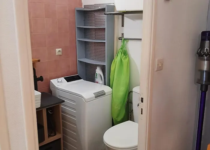 شقة Duplex14h 1er Etage Jardinet 1 Parking Ou Studio14b Rdc Terrasse Sans Parking لا روشيل