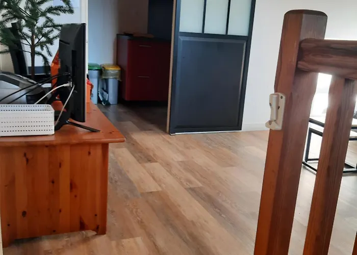 Duplex14h 1er Etage Jardinet 1 Parking Ou Studio14b Rdc Terrasse Sans Parking شقة لا روشيل