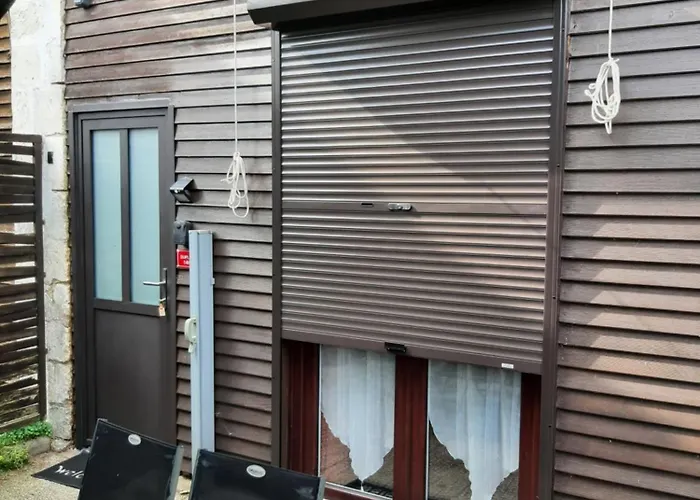 Duplex14h 1er Etage Jardinet 1 Parking Ou Studio14b Rdc Terrasse Sans Parking لا روشيل