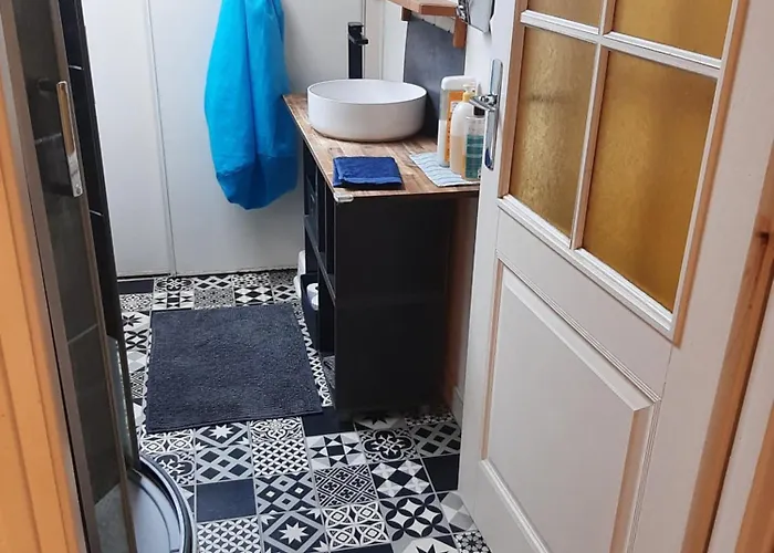 Duplex14h 1er Etage Jardinet 1 Parking Ou Studio14b Rdc Terrasse Sans Parking شقة *