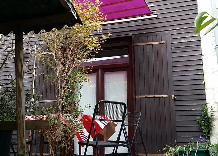 Duplex14h 1er Etage Jardinet 1 Parking Ou Studio14b Rdc Terrasse Sans Parking * لا روشيل